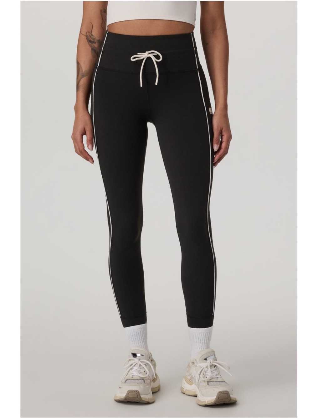 Vuori Daily Piped Legging Black
